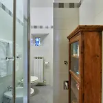 Casa Di Mezzo 