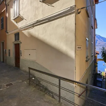Casa Di Mezzo 