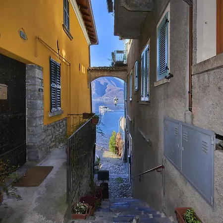 Casa Di Mezzo 