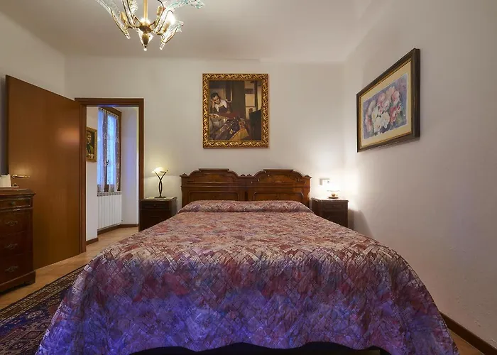 Casa Di Mezzo 