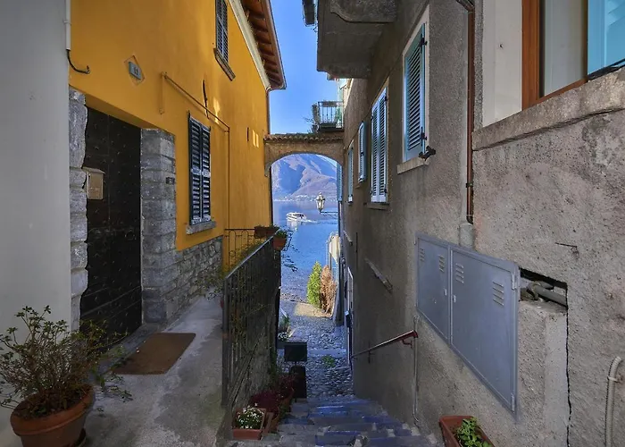 Casa Di Mezzo 